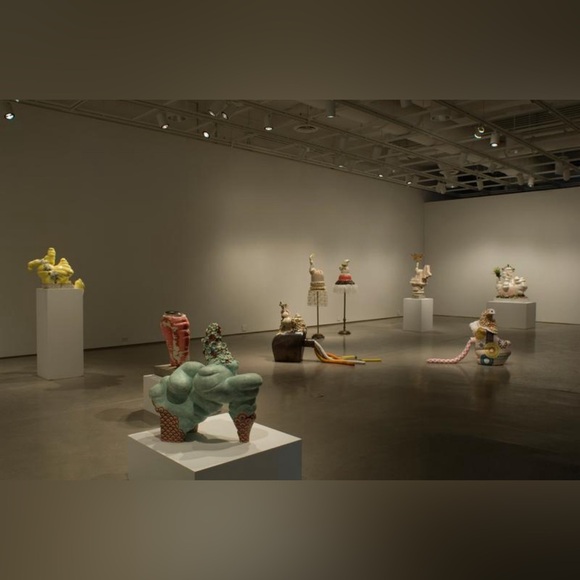 NIB Ceramic Necklace by Toronto artist Julie Moon - Picture 12 of 13